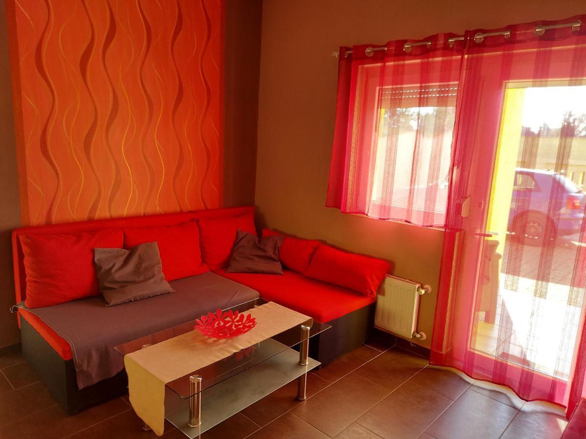 Corner Apartman 5 Siofok Ngoại thất bức ảnh