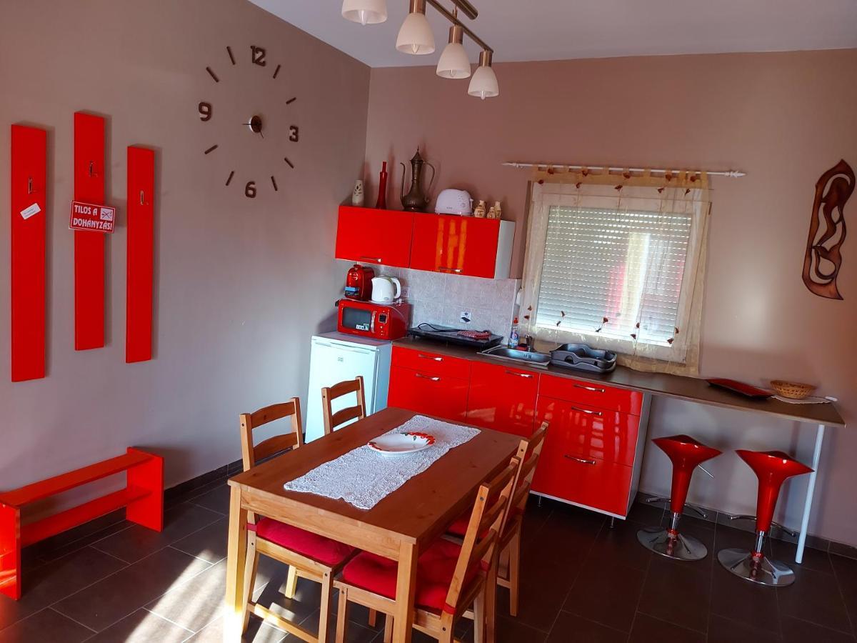 Corner Apartman 5 Siofok Ngoại thất bức ảnh