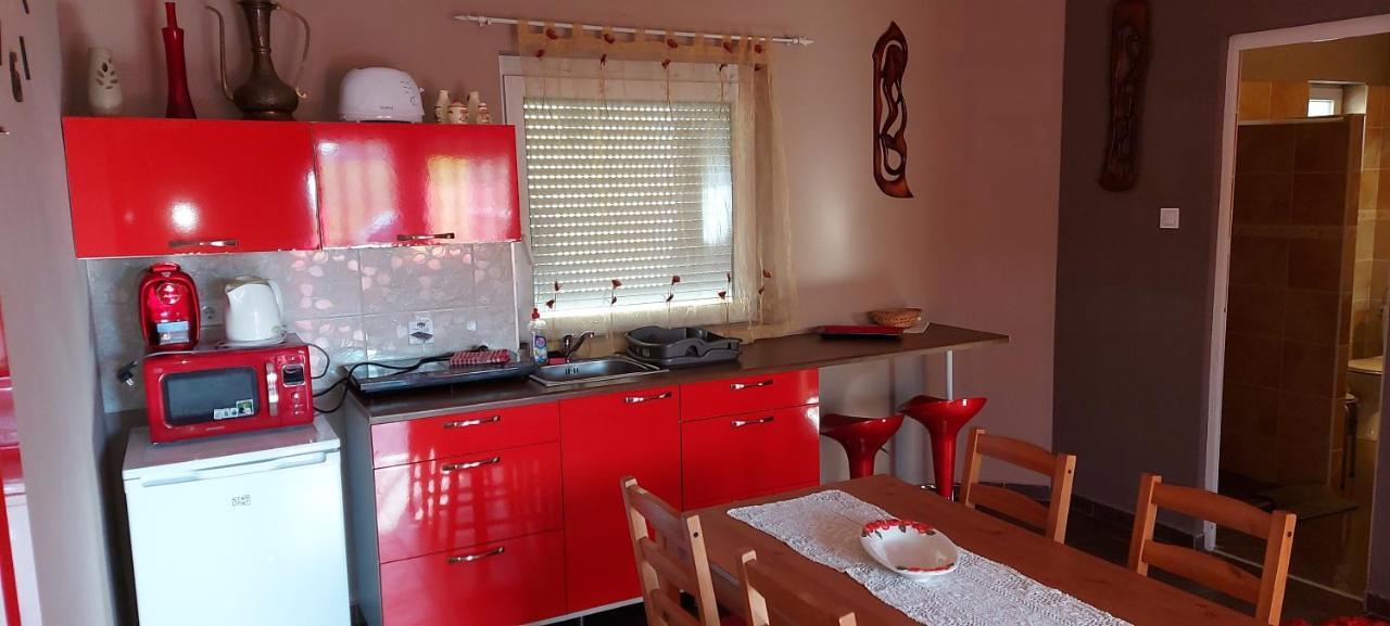 Corner Apartman 5 Siofok Ngoại thất bức ảnh