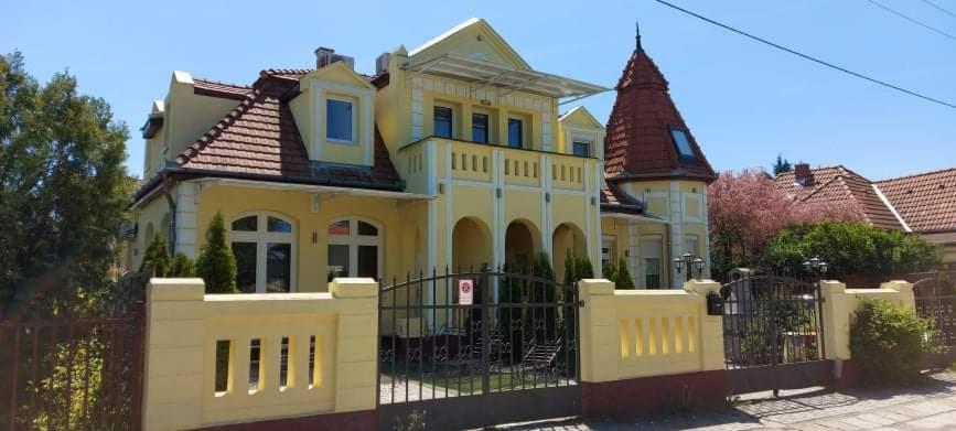 Corner Apartman 5 Siofok Ngoại thất bức ảnh